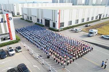 JWELL Machinery, anavatanın 75. yıl dönümünü kutlamak için bayrak çekme töreni düzenledi